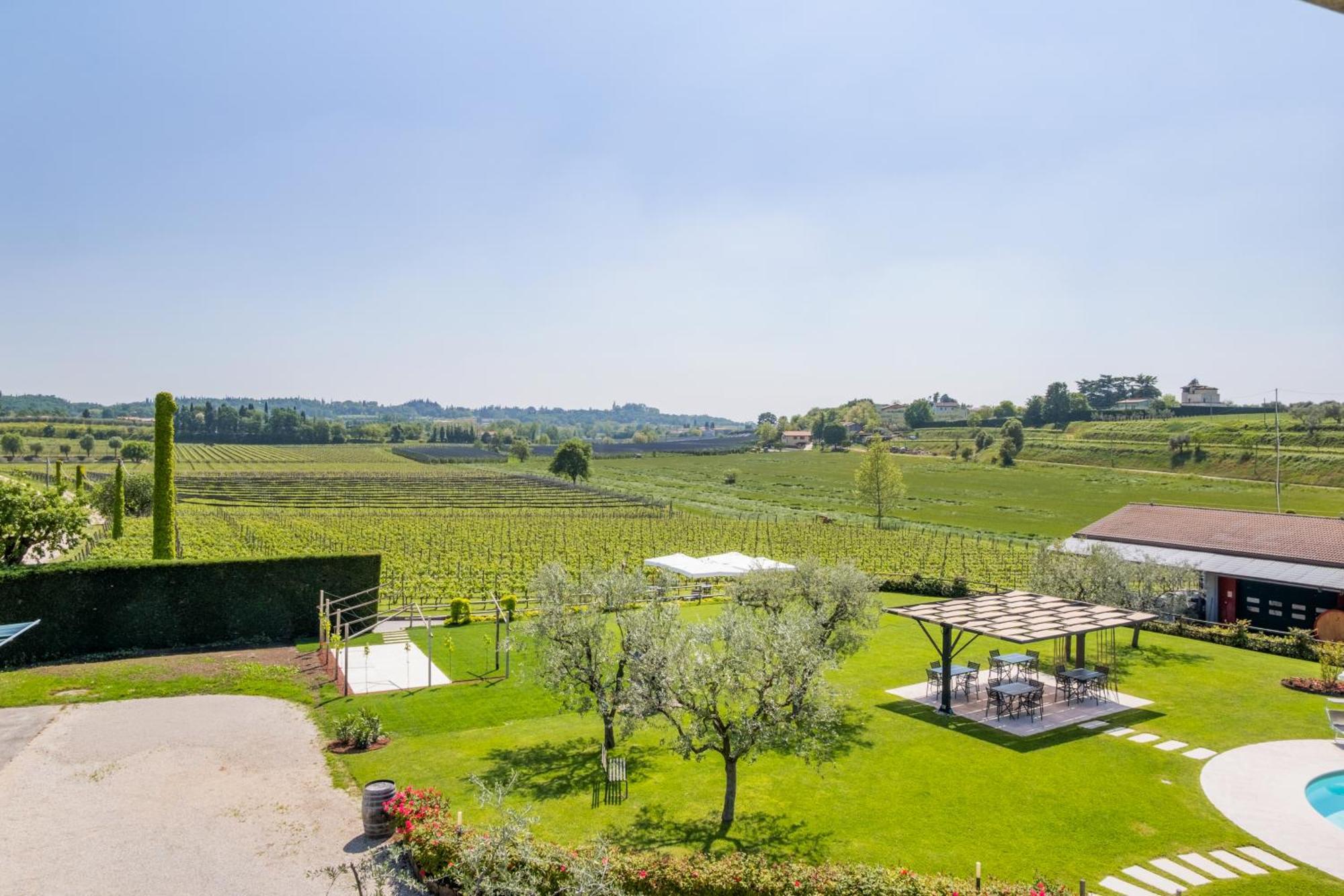 Agriturismo Le Ginestre Lazise Exterior photo